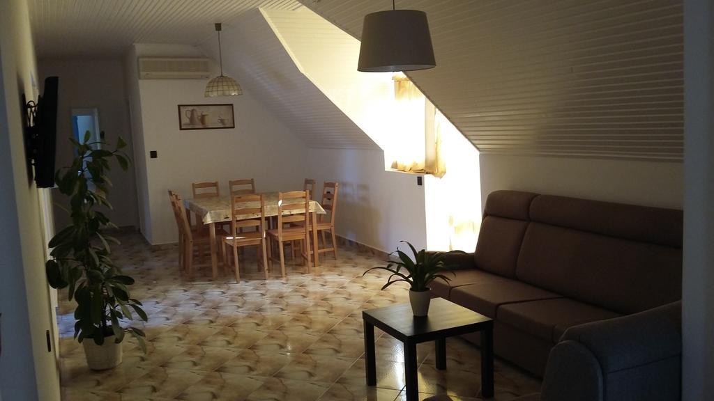 Apartman Soos -- Only For Relaxation, Not For Party! Шиофок Экстерьер фото